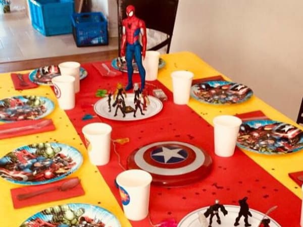Anniversaire & Déco Super Héros 4-9 ans à domicile (IDF)