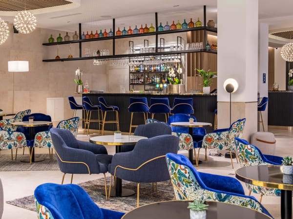 Golden Tulip Lyon Ouest**** (69)