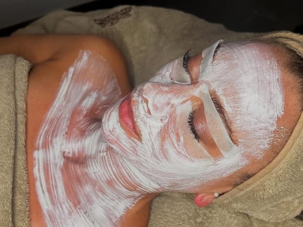 Soin du visage "Gemology Cosmetics Paris" à Nice (06)