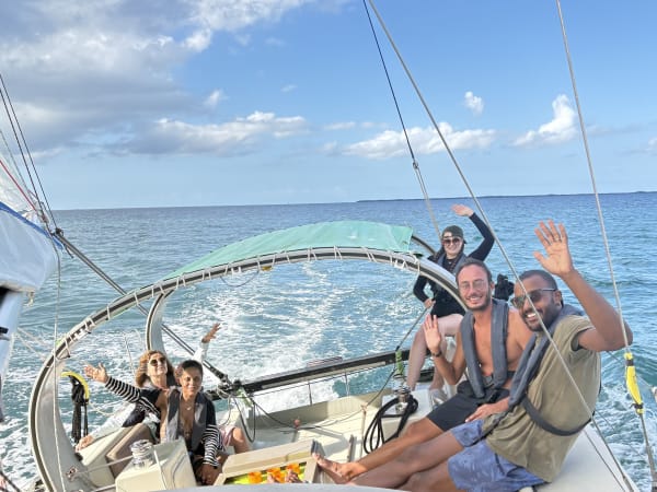 Excursion en bateau à voile en Guadeloupe depuis Baie-Mahault