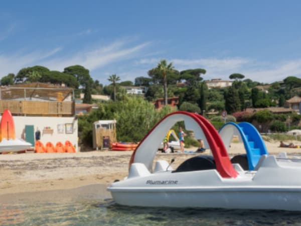 Pédalo Plage de la Madrague à Sainte-Maxime (83)