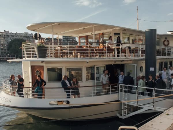 Péniche Quai Liberté à Paris 15ème