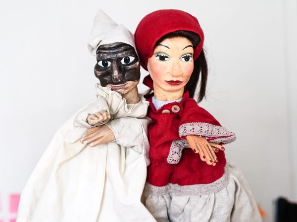Taller de marionetas en el distrito 10 de París