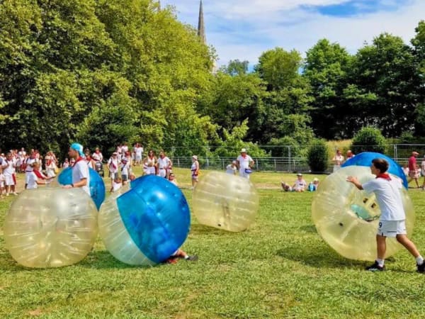 Anniversaire Bubble Foot 8-14 ans à Campagne (40)