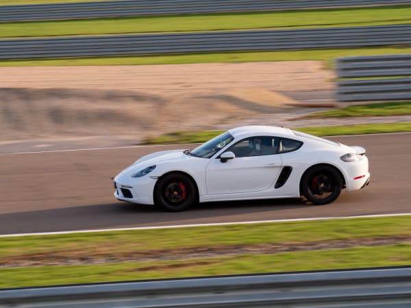 Stage de pilotage Porsche Cayman S 718, Circuit de Mirecourt 88