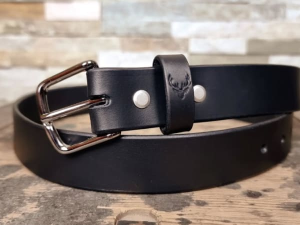 Atelier création d'une ceinture en cuir à Caen (14)