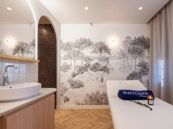 Soin du visage à l'Hôtel Le Champlain 4* à La Rochelle 