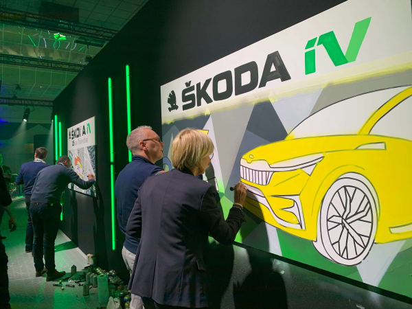 Animation Fresque Collaborative avec un Street Artist