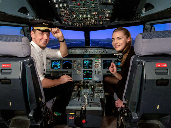 Airliner flight simulator in Longjumeau (91)