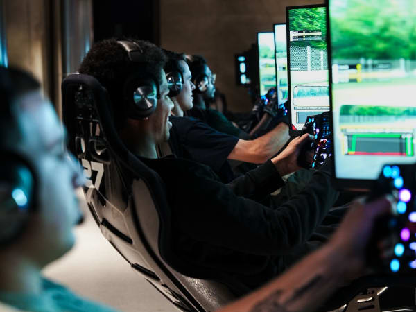 Simulateur de pilotage pour votre EVG/EVJF à Paris 2ème