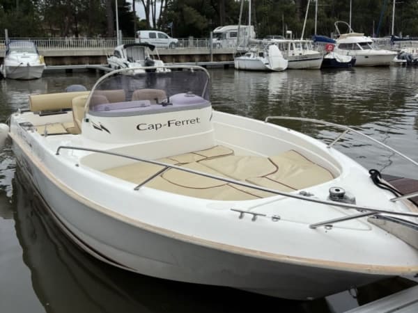 Location de bateau pour 8 pers. à Lège-Cap-Ferret (33)