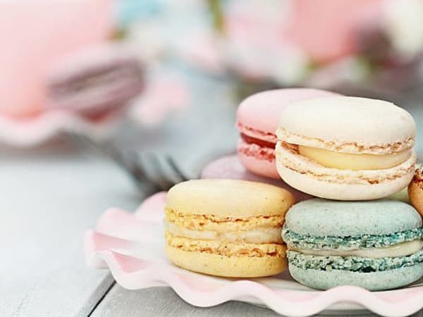 Confection de macarons