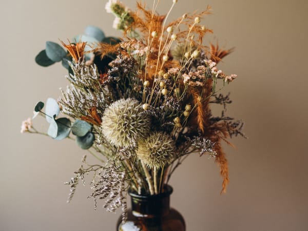 Atelier fabrication d'un bouquet de fleurs séchées à Quimper(29)