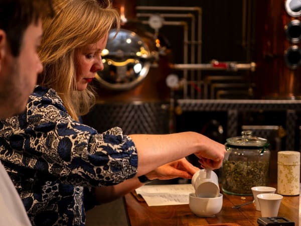 Découverte du thé & atelier de création d'un mélange parfumé 
