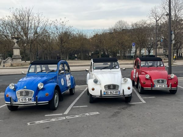 Visite "Paris Éternel" en 2CV