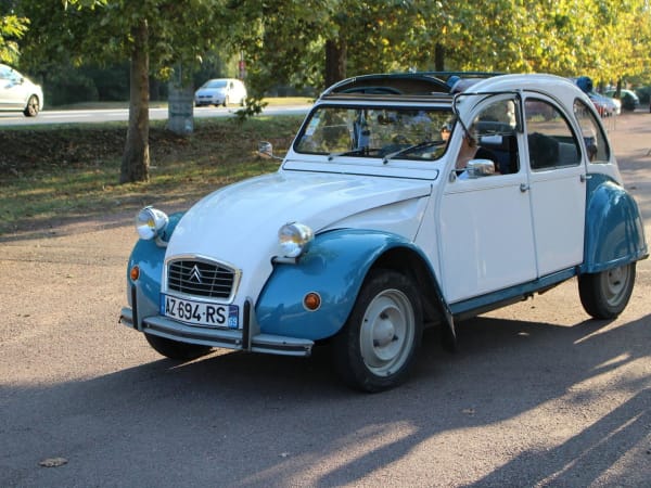 Team Building Rallye 2CV à Lyon