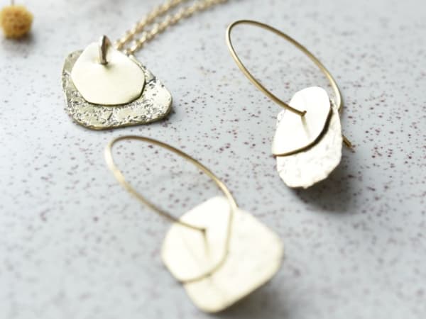 Introductory workshop: creating a hammered jewel in Paris