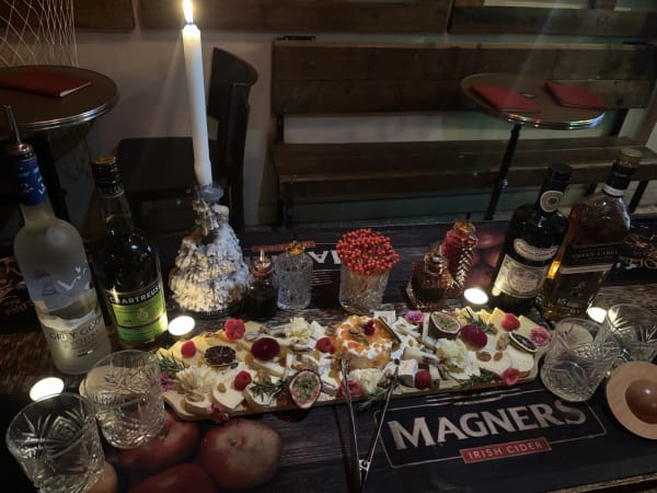Spirits and cheese pairing workshop in Paris 15th arrondissement