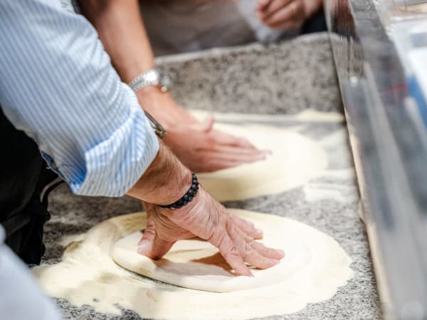 Team Building atelier pizza à Nice (06)