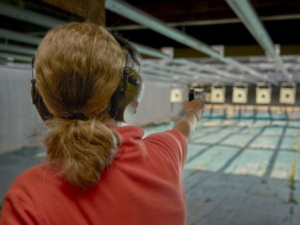 Team Building session de tirs à armes réels à Lyon (69)