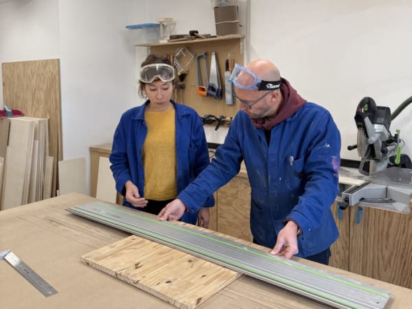 Taller de carpintería de nivel 2 en el distrito 18 de París