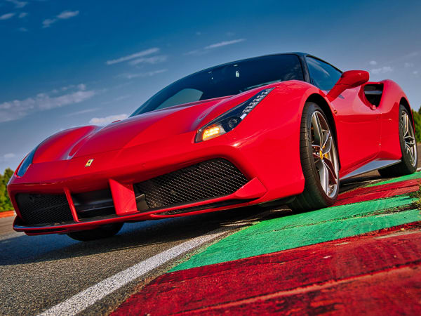 Porsche Cayman S718+ Ferrari 488 dúo circuito Ferté Gaucher