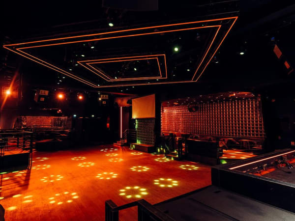 GATE à Paris 17ème