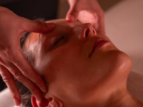 Soin du visage à l'Hôtel Villa M 4* à Marseille (13)