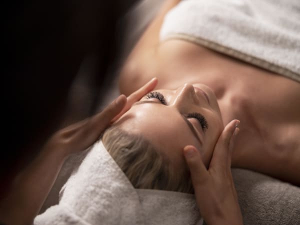  Massage visage & Head Spa à Lyon 3ème