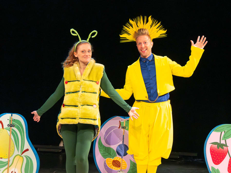 Spectacle Enfant immersif "La chenille qui a toujours faim"