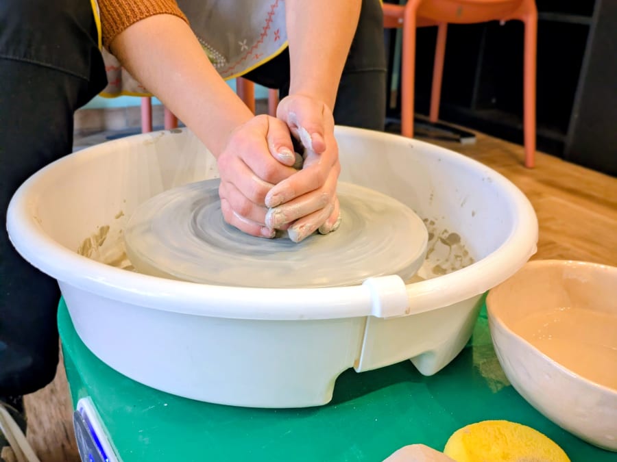  Introductory Workshop on Ceramic Throwing and Decorating in Vittel (88)