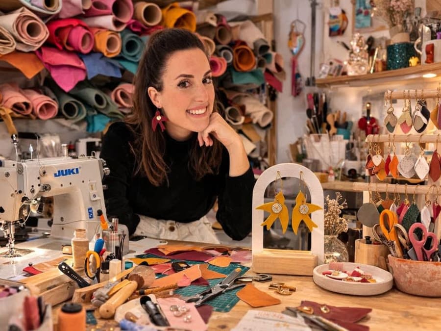 Upcycled Leather Jewelry-Making Workshop in Graulhet (81)