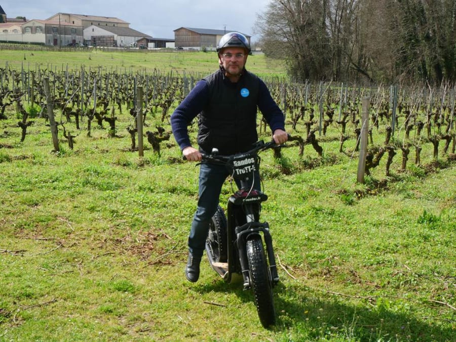 Circuit e-trottinette "entre lacs et vignobles" à Léognan (33)