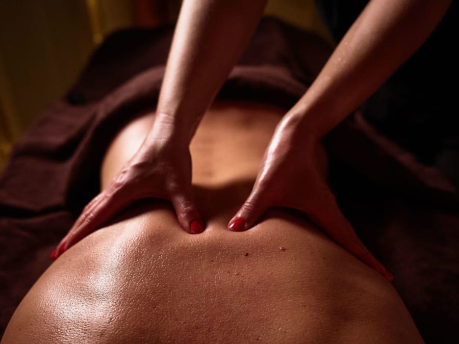 Relaxing massage in Cenon (33)