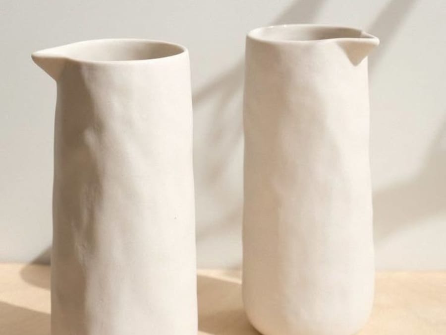 Taller de cerámica/alfarería creando una jarra en Lille (59)