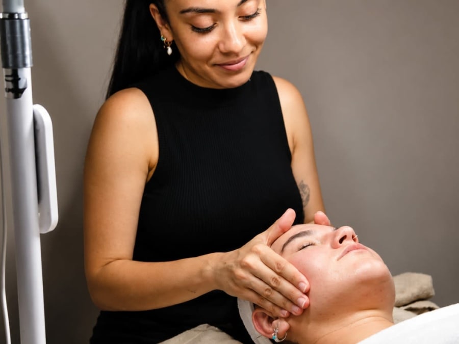 Soin du visage à Bordeaux (33)