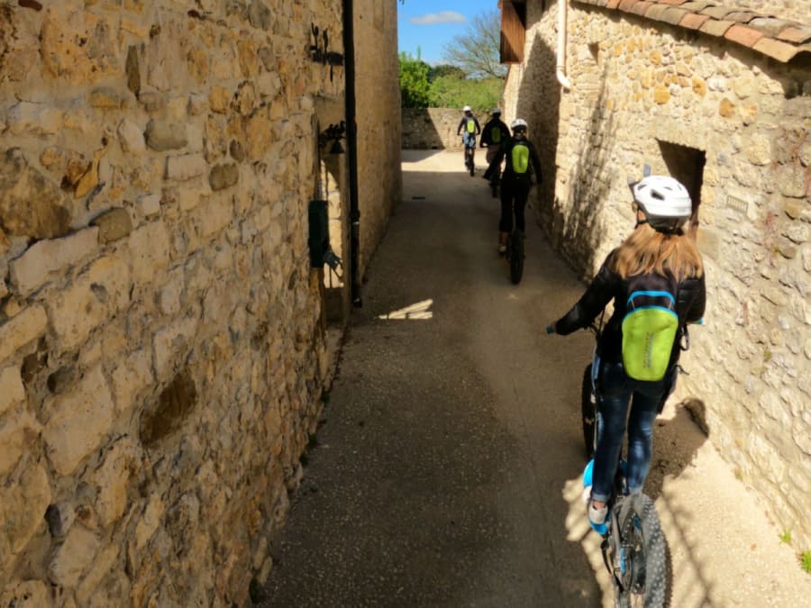 Randonnée à trottinette électrique tout-terrain près d'Uzès (30)