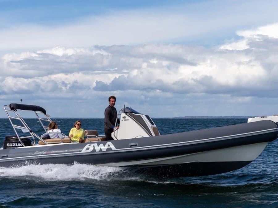 Location de bateau avec permis 12 pers. à Ajaccio (20)