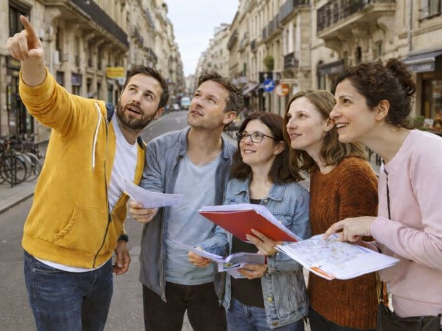Concentración urbana en el centro de Nîmes