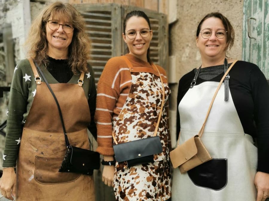 Taller de riñoneras de cuero Zaho en Montjean-sur-Loire