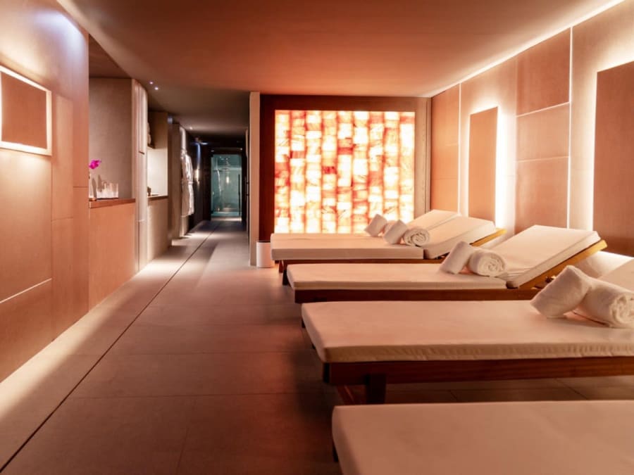 Prenatal Massage and Spa at the BOSCOLO Hotel***** in Nice (06)