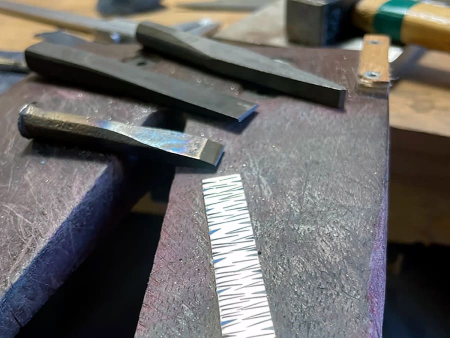 Atelier bague tournante en argent massif à Lège-Cap-Ferret