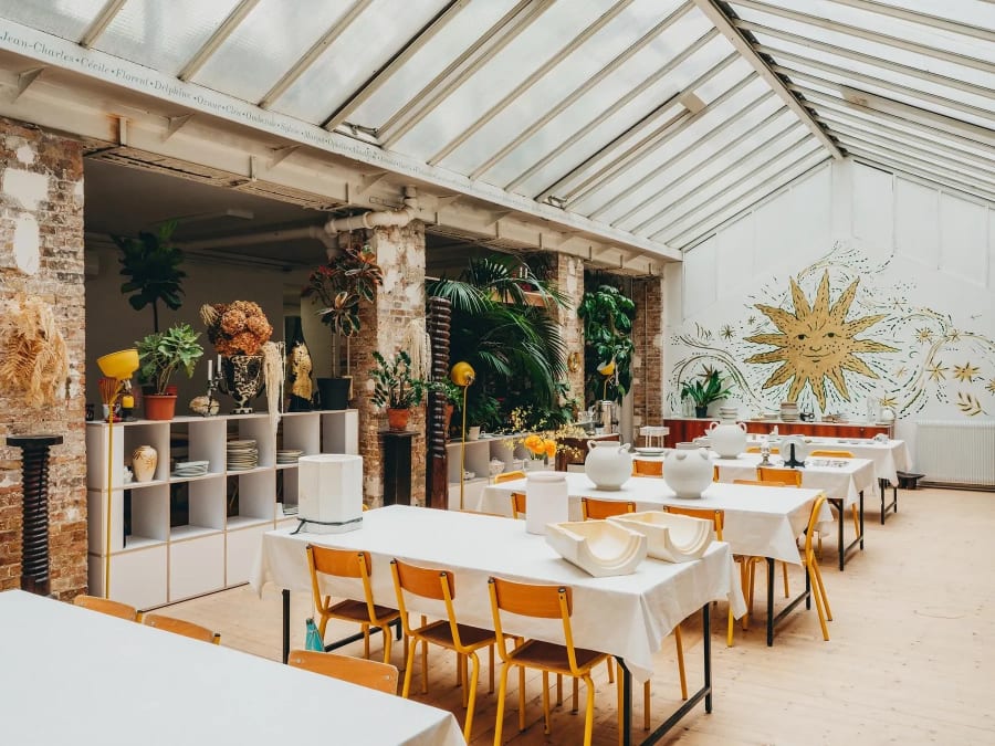 Atelier modelage et au décor sur céramique à Paris 11ème 