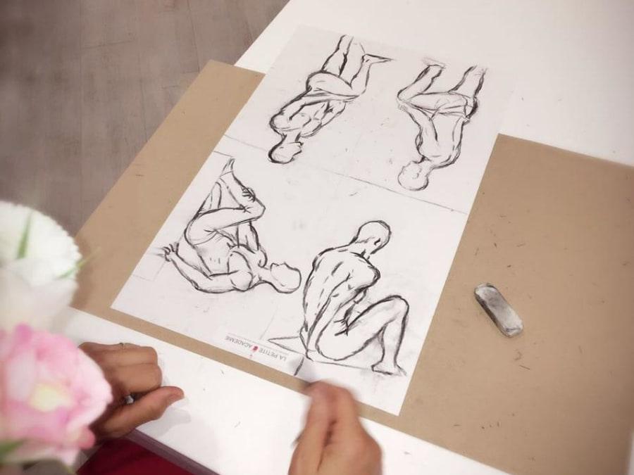 EVJF "Croquez votre modèle nu" à Montpellier (34)