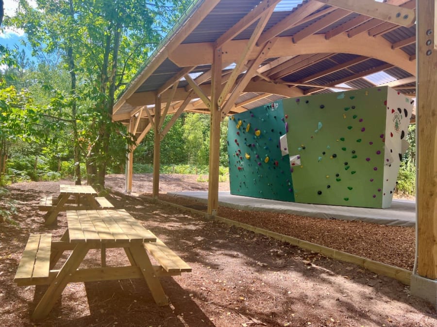 Escalada em blocos na floresta de Bruyères-le-Châtel (91)