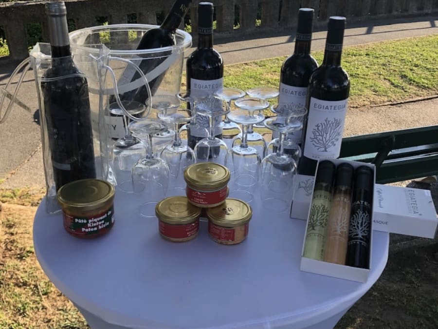 Discovering Local Basque Cuisine and Wines in Biarritz (64)