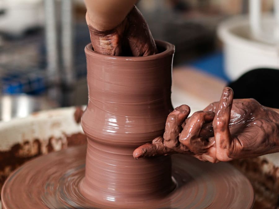 Atelier tournage en céramique à Saint-Étienne (42)