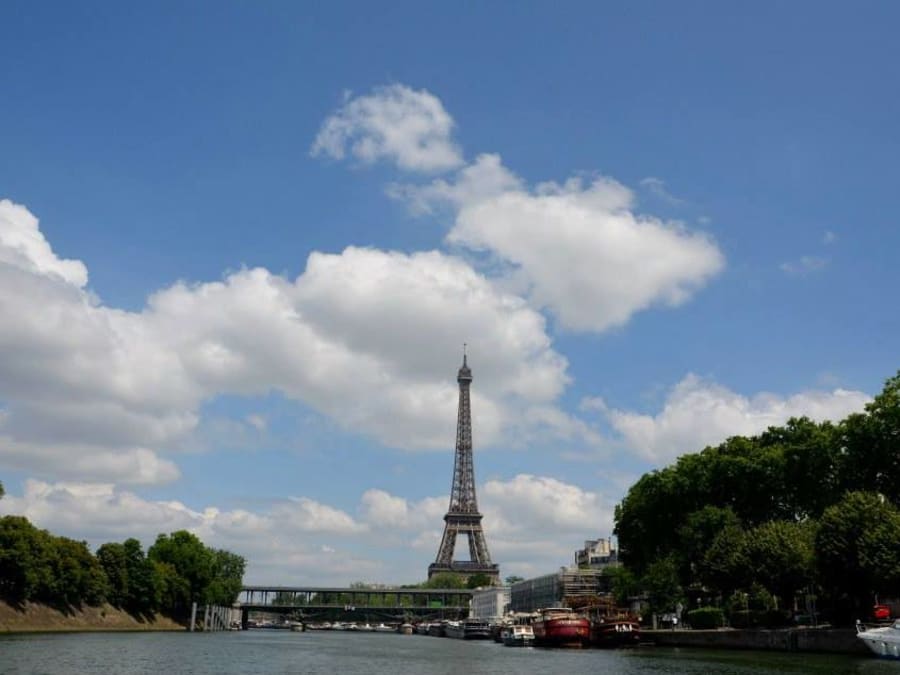 Private boat cruise on the Seine from Paris 15th arrondissement