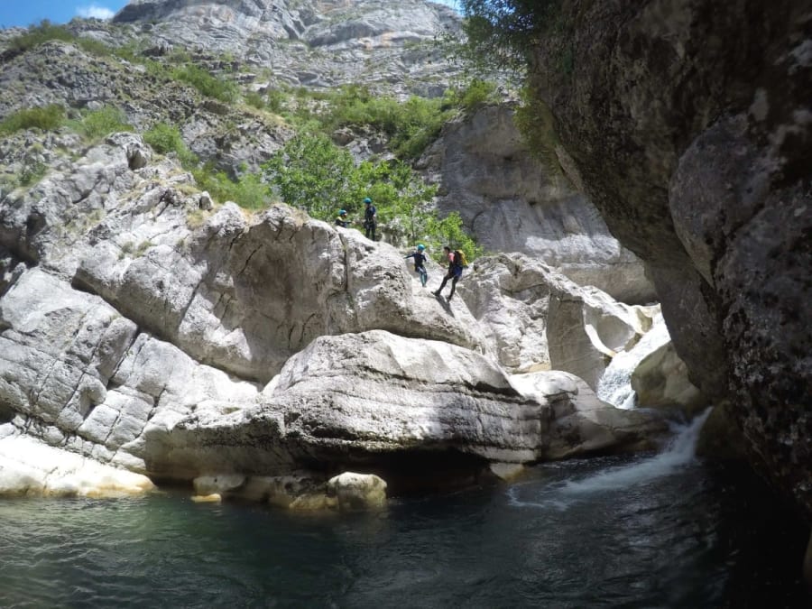 Canyoning au Canyon de la Clue de Saint Auban dans l'Esteron 