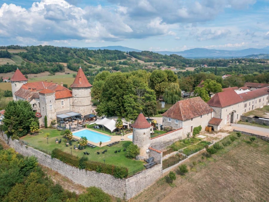 Château de Chapeau Cornu **** à Vignieu (38)